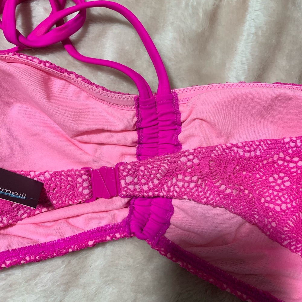 Pink Bikini - Picture 4 of 5